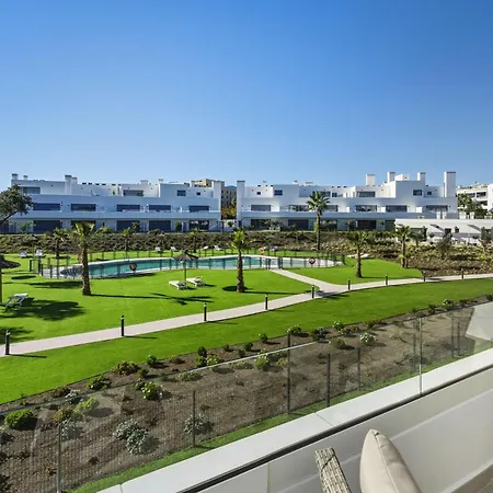 3024 Bright With Terrace And Pool Lejlighed
